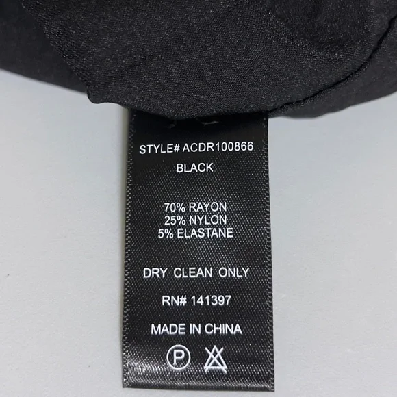 ASTR THE LABEL - Winslow Dress - Medium - Picture 6 of 8